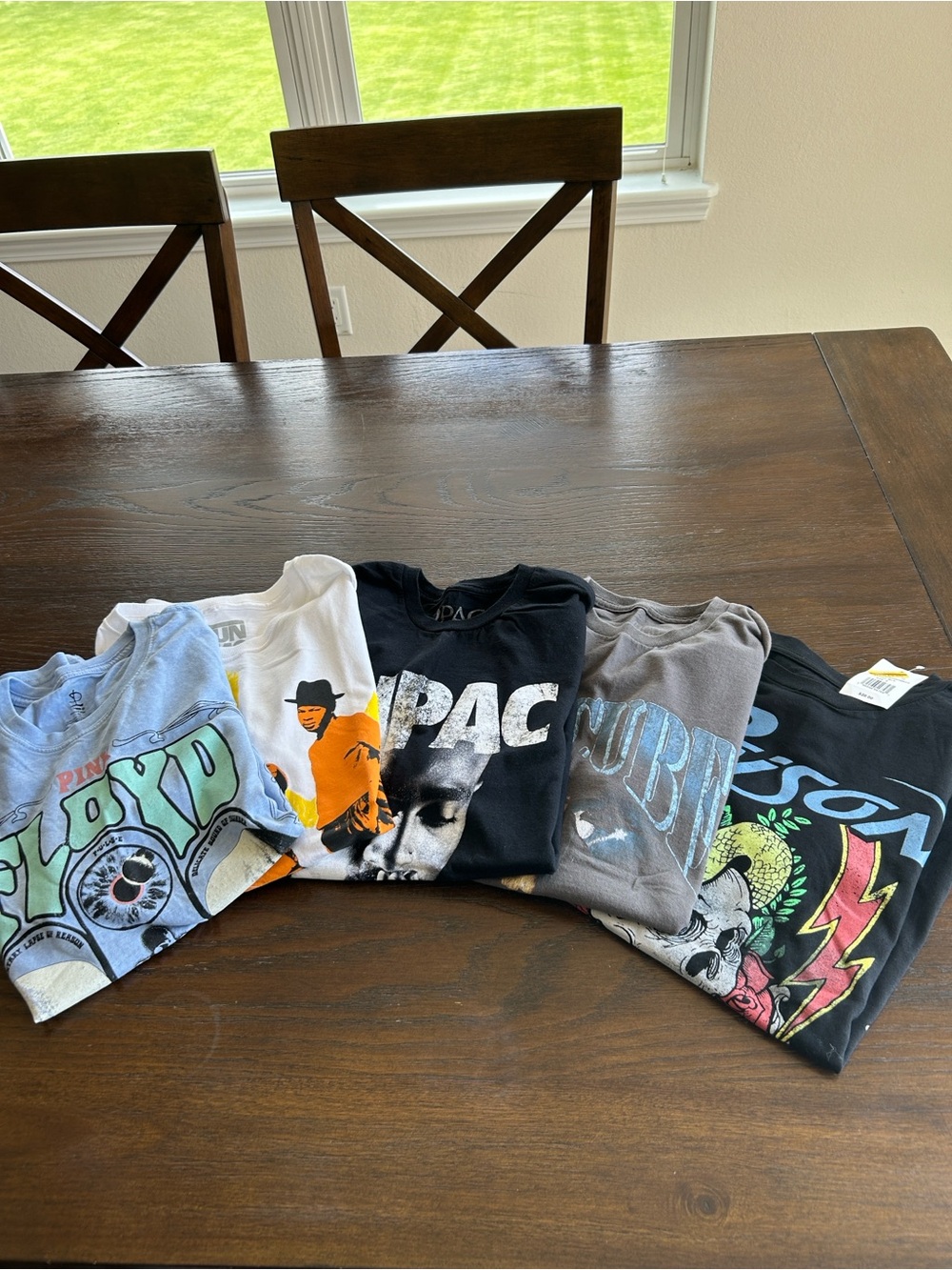 Graphic T shirt bundle of 5